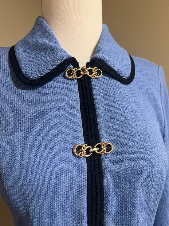 St. John Collection Light Blue Knit Top - Picture 2 of 12